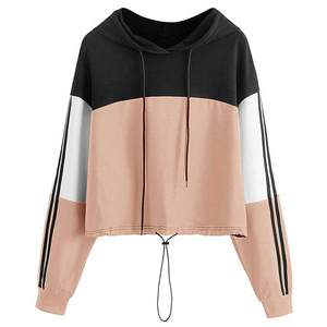 เสื้อฮู้ดดี้ผู้หญิงแบบครอป ผ้าฝ้าย สำหรับฤดูหนาว โลโก้ด้านหน้า ผ้าฟลีซ ทนทาน ผลิตในปากีสถาน - Product Image 3