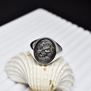 Bague Chevalière Dragon en Argent Sterling 925 Faite à la Main, Oxydée, Sertie de Pierres Mythiques, Bijou Vintage Gothique pour Homme - Product Image 6