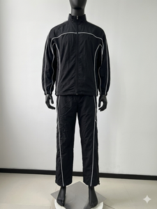 Conjunto de Entrenamiento Personalizado 2026 en Color Sólido, Material de Nailon, Cómodo, Ropa Deportiva Personalizada para Hombre - Product Image 6