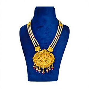 Collier élégant en argent avec des cristaux carrés turquoise et des perles, bijoux minimalistes tendance pour femmes - Product Image 1