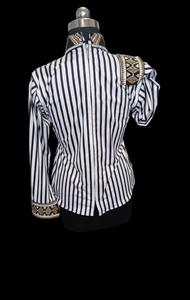 Camisa de equitación western personalizada para mujer, con bordado de diamantes de imitación, diseño a rayas, poliéster de alta calidad y cuero PU para equitación. - Product Image 3