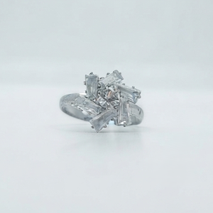 DIVYORO <b>CRYSTAL</b> <b>CLUSTER</b> - Product Image 1
