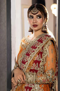Robe de mariée longue évasée Mishkat Couture pour femme avec dupatta multicolore et ensemble pantalon, écologique, longueur ras du sol, manches longues - Product Image 4