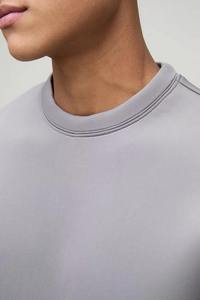 เสื้อสเวตเชิ้ตผู้ชายคุณภาพสูง ผ้าฟลีซพรีเมียม นุ่ม อุ่น ผสมผ้าฝ้าย สวมใส่สบาย คอกลม ทรงปกติ กันน้ำ เหมาะสำหรับฤดูหนาว - Product Image 4