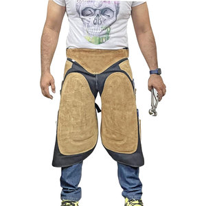 Pantalones de Herrador de Cuero Genuino de Alta Calidad Hechos a Medida, Duraderos y Reutilizables - Product Image 1