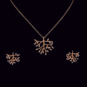 Ensemble élégant de pendentif et de boucles d'oreilles en cristal, artisanat argenté organique complexe, parfait pour les styles ethniques modernes et occidentaux - Product Image 2