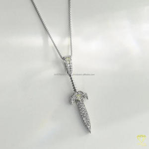 Colgante de Joyería Religiosa de Alta Calidad con Detalle de Diamante Brillante Cultivado en Laboratorio y Acabado de Lujo Estilo Hip Hop - Product Image 1