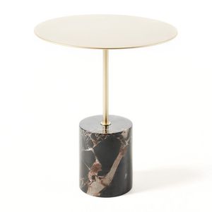 Table élégante en marbre pour salon, mobilier haut de gamme, table contemporaine blanche avec base en métal doré, table stylée. - Product Image 4