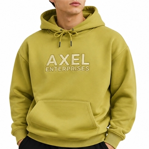 เสื้อฮู้ดดี้ผู้ชายสีเขียวมะกอก ดีไซน์แบบสวมหัว มีกระเป๋าแบบจิงโจ้ สไตล์มินิมอลลำลอง ลุคสตรีทแวร์ทันสมัย - Product Image 2