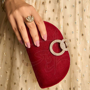 Pochette de Soirée Femme Personnalisable de Haute Qualité avec Broderie Perles et Strass, Fermeture Magnétique, En Stock - Product Image 4