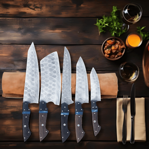 Ensemble de couteaux de chef personnalisés en acier Damas fait main, 5 pièces, manche en bois Wagi, étui en cuir, pour la cuisine, respectueux de l'environnement, MORTAL SAGA Drop - Product Image 4