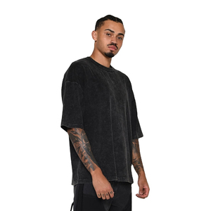 T-shirt personnalisé pour homme 100 % coton 250 g/m² lourd, délavé à l'acide, unisexe, coupe oversize, infroissable, écologique et respirant - Product Image 4