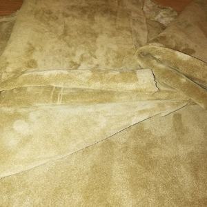 Meilleure peau de vache véritable en cuir suédé fendu pour canapé sac meubles vêtement golf football décoratif maison Textile - Product Image 1