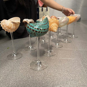 Copas de Vino de Concha de Mar de Moda 2025, Hechas a Mano en Vietnam, para Cenas de Lujo y Mesas de Estilo Costero - Product Image 1