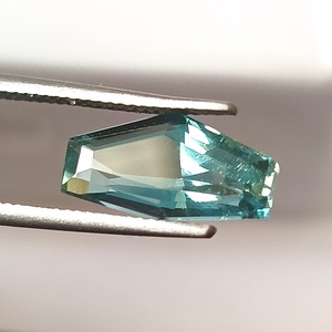 Aigue-marine bleue naturelle Santa Maria de 3,85 carats, taille hexagonale fantaisie/allongée, translucide, pierre précieuse non montée - Product Image 3