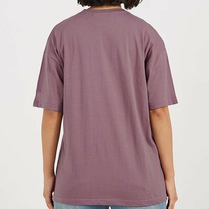 เสื้อยืดคอกลมผู้หญิงสีพื้นขนาดใหญ่พิเศษ ผ้าฝ้าย 100% ทรงหลวม แขนปกติ ระบายอากาศได้ดี ผ้าเจอร์ซีย์ ใส่ได้ทุกฤดู รับผลิตแบบ OEM - Product Image 2
