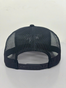 Casquette Snapback Adulte Personnalisable à 5 Panneaux avec Broderie 2D, Dos en Maille, Visière Plate, pour Sport, Affaires et Activités de Plein Air, Fabriquée au Vietnam - Product Image 3