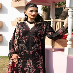 Venta al por mayor de trajes de césped de 3 piezas de diseñador pesado, ropa paquistaní e india de marca original, Lehnga Choli de Ramsha - Product Image 6