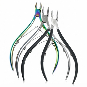 Coupe-ongles en acier inoxydable personnalisés avec des couleurs de poignée variées pour kits de manucure personnels OEM ODM - Product Image 1