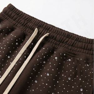 Pantalon de survêtement homme personnalisé style streetwear, en coton épais de haute qualité, délavé à l'acide, effet soleil, avec strass, bas résistant - Product Image 5
