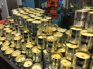 Piña en lata Queen a precio de venta al por mayor en rodajas de sirope ligeras, paquete OEM A10 20OZ 30OZ hecho en Vietnam - Product Image 6