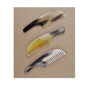 Peines de cuerno de vaca, búfalo y buey de calidad de exportación para moda, peine de sándalo de dientes anchos, peine de cuerno de dientes grandes para peinado, bajo precio - Product Image 1