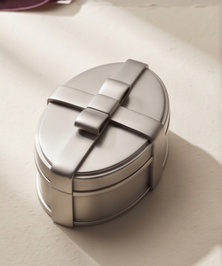 Contenedor Decorativo Navideño Moderno de Aluminio Plateado al por Mayor con Forma de Caja de Regalo y Lazo, Suministro para Decoración del Hogar - Product Image 3