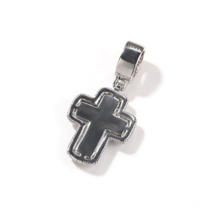 Colgante de Cruz de Plata de Ley 925 con Moissanita - Piedras Brillantes Engastadas a Mano, Colgante de Cruz Plateada, Joyería de Fe con Brillo Radiante - Product Image 6