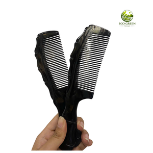 Peine Desenredante de Cuerno Natural Hecho a Mano, Antiestático, Ecológico, con Logotipo Personalizado, Tamaño Personalizable, Hecho en Vietnam - Product Image 4