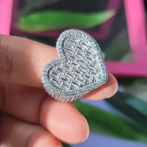 Anillo de Moissanita Clásico Personalizado, Plata de Ley Sólida con Acabado en Oro, Sin Níquel, Sin Plomo, Joyería de Lujo Estilo Hip Hop - Product Image 3