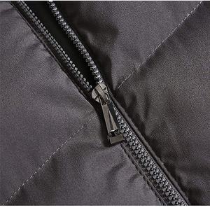 Chaleco de invierno con cremallera para hombre, chaleco sin mangas con logotipo personalizado, cuello mandarín, transpirable, cortavientos, de talla grande, chaleco acolchado con burbujas acolchadas - Product Image 2