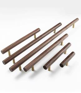 Magnifique contraste entre la laiton et le bois foncé. Poignée de meuble fonctionnelle et décorative. Amélioration parfaite pour les meubles anciens. - Product Image 5