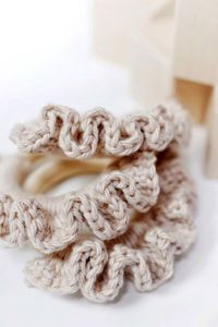 Anneau de serviette en crochet tendance de qualité supérieure, accessoire de décoration de table exquis, option pour réception de mariage à thème - Product Image 5