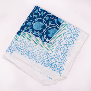 คอลเลคชั่นฤดูร้อนสไตล์โบฮีเมียนสุดหรู ผ้าพันคอ/ผ้าคลุมไหล่ทำมือจากผ้าฝ้ายระบายอากาศได้ดี เป็นมิตรต่อสิ่งแวดล้อม ลายพิมพ์หลากหลาย สไตล์อินเดีย - Product Image 6