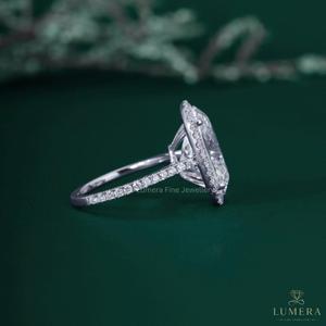 Bague de fiançailles personnalisée en moissanite taille ovale avec halo en or 9K 10K 14K 18K certifiée IGI pour femme - Product Image 5