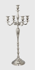 Candelabro Decorativo de Metal con 5 Brazos, Estilo Italiano, Acabado Plateado, Centro de Mesa para Fiestas y Eventos Personalizados - Product Image 6