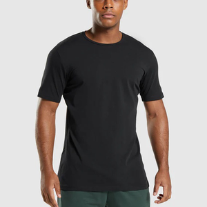 T-shirt de sport athlétique pour homme, directement de l'usine, avec logo personnalisé imprimé, anti-transpiration, coupe ajustée, fabricant de vêtements de sport - Product Image 4