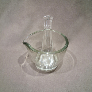 Ensemble mortier et pilon en verre sodocalcique avec pilon en borosilicate, bol de broyage en verre à base lourde pour herbes, ail et gingembre - Product Image 4