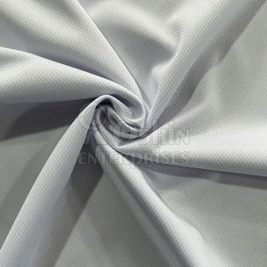 Chemises de chasse sur mesure, coupe confortable, tissu respirant, idéales pour la randonnée, la pêche et les sports de plein air. - Product Image 5