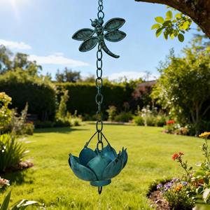 Cadenas de lluvia azules hechas a mano con motivos de insectos y flores, para colocar en la puerta principal, el porche o la entrada, para crear un aspecto elegante y de alta calidad, procedentes de la India. - Product Image 4