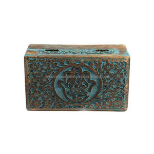 Joyero de madera tallado a mano con patrón de mano Hamsa para almacenamiento de joyas para mujer Opción Múltiple disponible a precio competitivo - Product Image 1