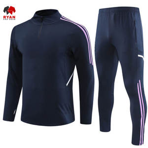 Survêtement personnalisé Ryan Pro Gear pour hommes, tissu confortable et respirant avec logo personnalisé, col montant - Product Image 3