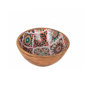 Bol en bois émaillé fait main de qualité supérieure pour le service de l'iftar ou la décoration de table de fête - Product Image 1