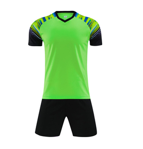 Camiseta Deportiva Personalizada para Equipo, Transpirable, de Poliéster, con Impresión de Nombre y Número - Product Image 6