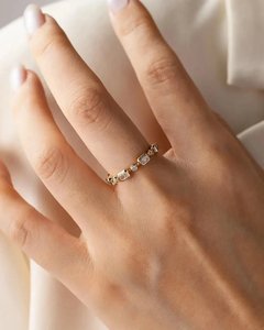 Bague en or véritable 14 carats avec diamant de laboratoire 2,5 carats E VS1, taille radiant et rond, sertie de diamants, style géométrique, bague éternité à maillons de diamants - Product Image 5