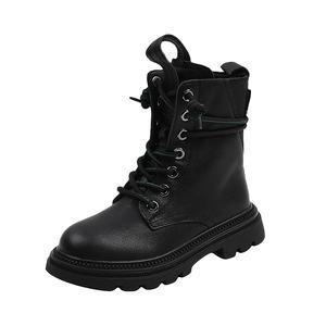 Bottes d'école personnalisées avec logo pour étudiants – Confortables pour le quotidien – Fournisseur de chaussures - Product Image 1