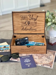 Boîte à souvenirs de voyage personnalisée en bois, panneau de bienvenue écologique, décoration intérieure pour billets, photos, cartes - Product Image 3
