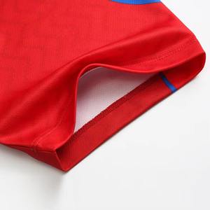 Uniforme de football pour hommes au design unique, toutes saisons, logo personnalisé, nom de l'équipe, 100% polyester, short léger, respirant, séchage rapide - Product Image 6