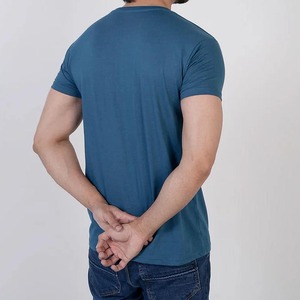 เสื้อยืดผ้าคอตตอน/โพลีเอสเตอร์หนานุ่มทันสมัยสำหรับผู้ชาย |   เสื้อยืดโอเวอร์ไซส์พิมพ์ลายตามสั่ง เป็นมิตรกับสิ่งแวดล้อม สำหรับสไตล์สตรีทและแฟชั่น - Product Image 3