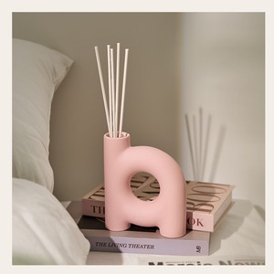 Diffuseur d'ambiance bohème coréen Paris Garden 100ml, fabriqué en Corée, parfum design, huile parfumée, flacon design. - Product Image 5